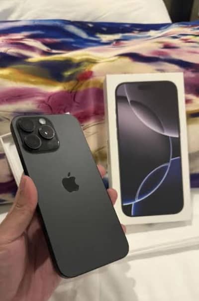 Apple iPhone 16 Pro Max