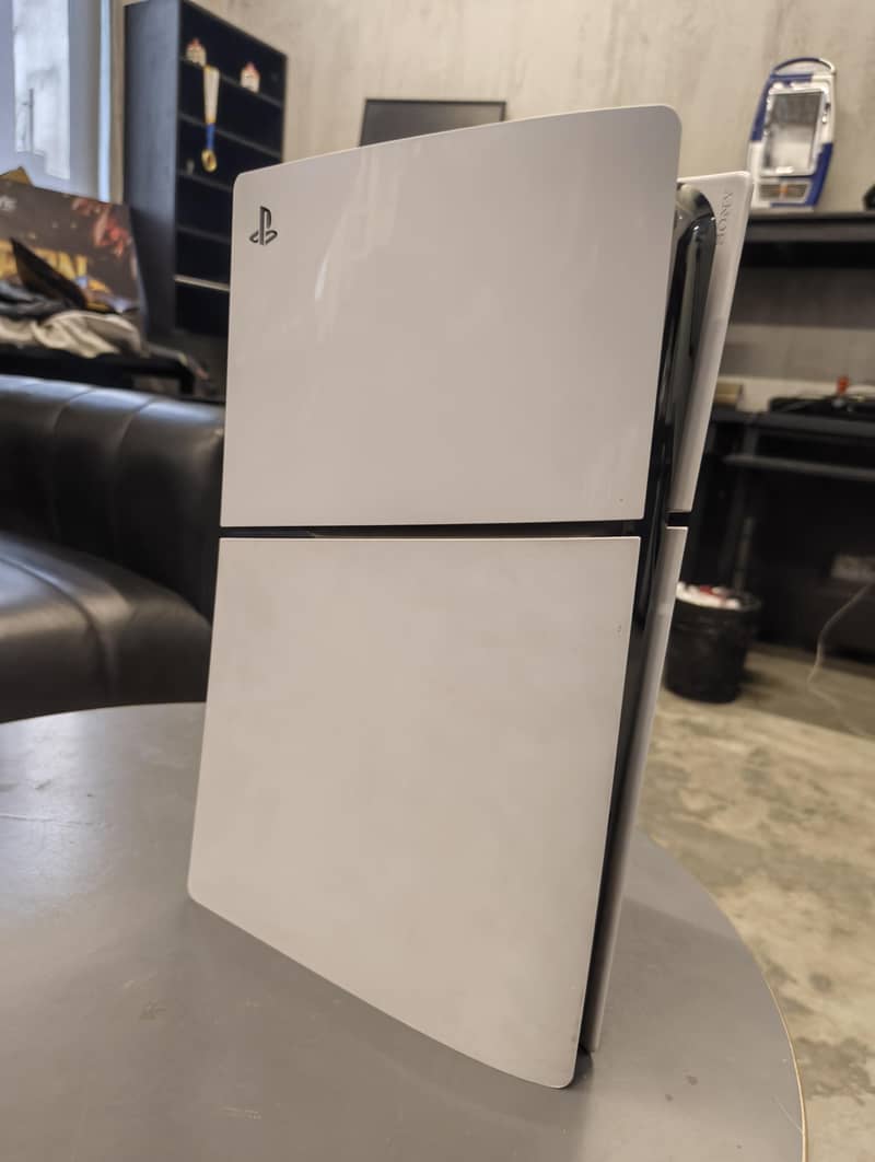 PS5 Slim 1