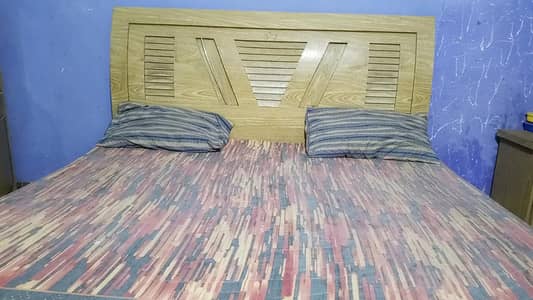 Bed room set