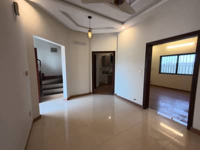 139 Yards House For Rent