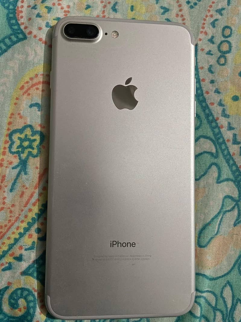 Apple iPhone 7 Plus 1