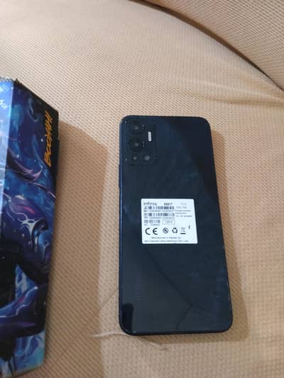 Infinix Hot 12