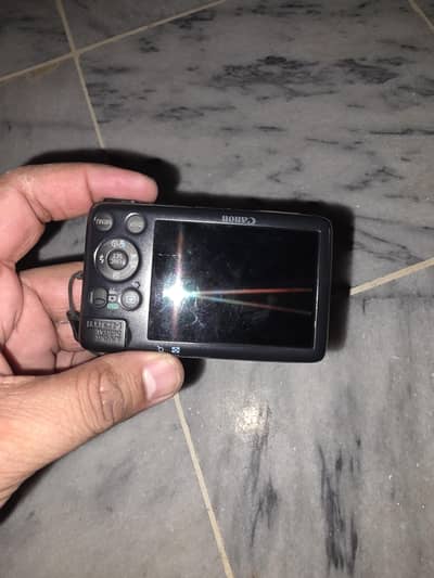 canon lxus 130 digital  camra