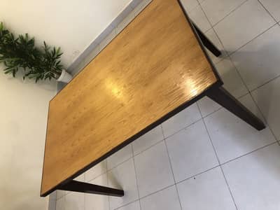 6 sitter dining table light and dark brown color combination