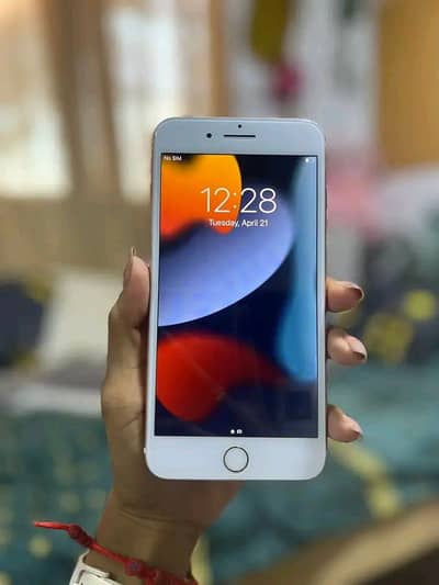 Iphone 7plus PTA approved 128gb My Whatsapp number 0329-89-46-538