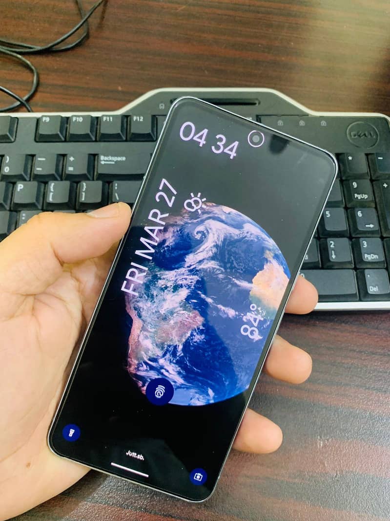 Google Pixel 8 Pro 0
