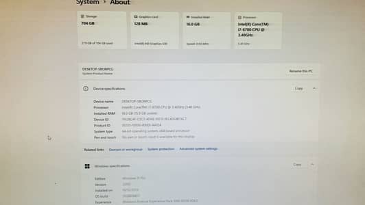 Intel R Core i7 Pc And LED