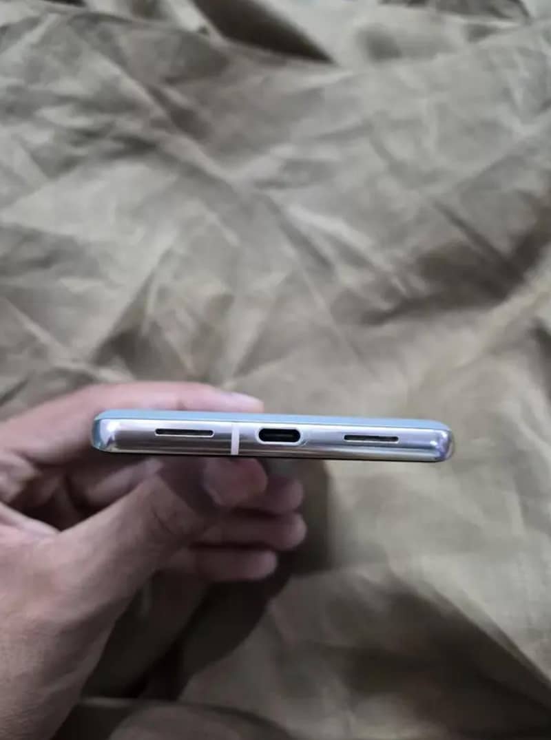 Google pixel 7 pro 2