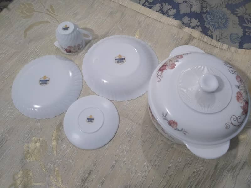 Dinner set 62 pcs 3