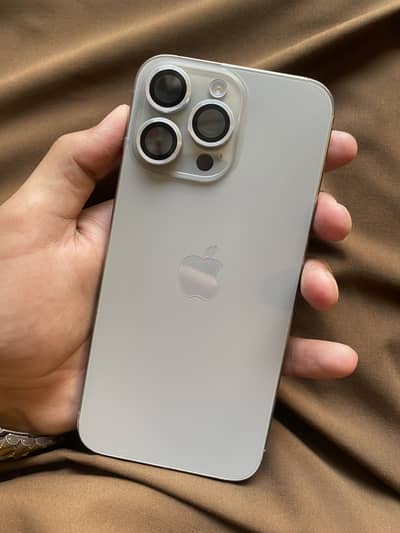 Apple iPhone 15 Pro Max jv