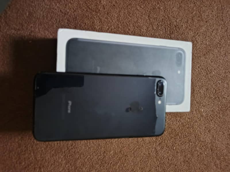 Apple iPhone 7 Plus 0