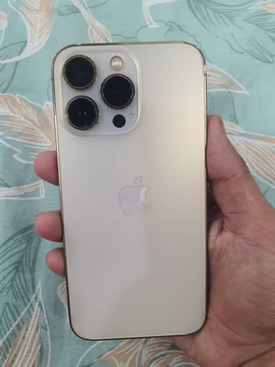 Iphone 13 Pro (Golden limited Edition)
