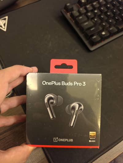 OnePlus Buds Pro 3 | Black