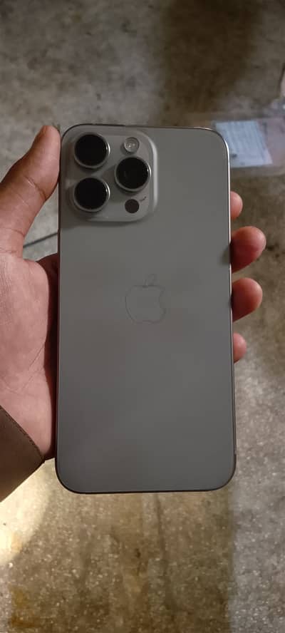Apple iPhone 15 Pro Max
