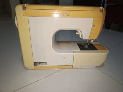 Singer sewing machine 9700 DX