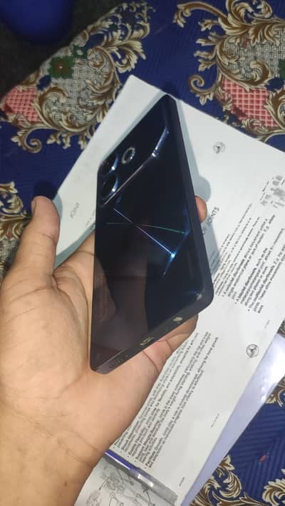 Tecno Pova 6