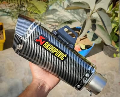 akrapovic exhaust urgent sale with bend pipe