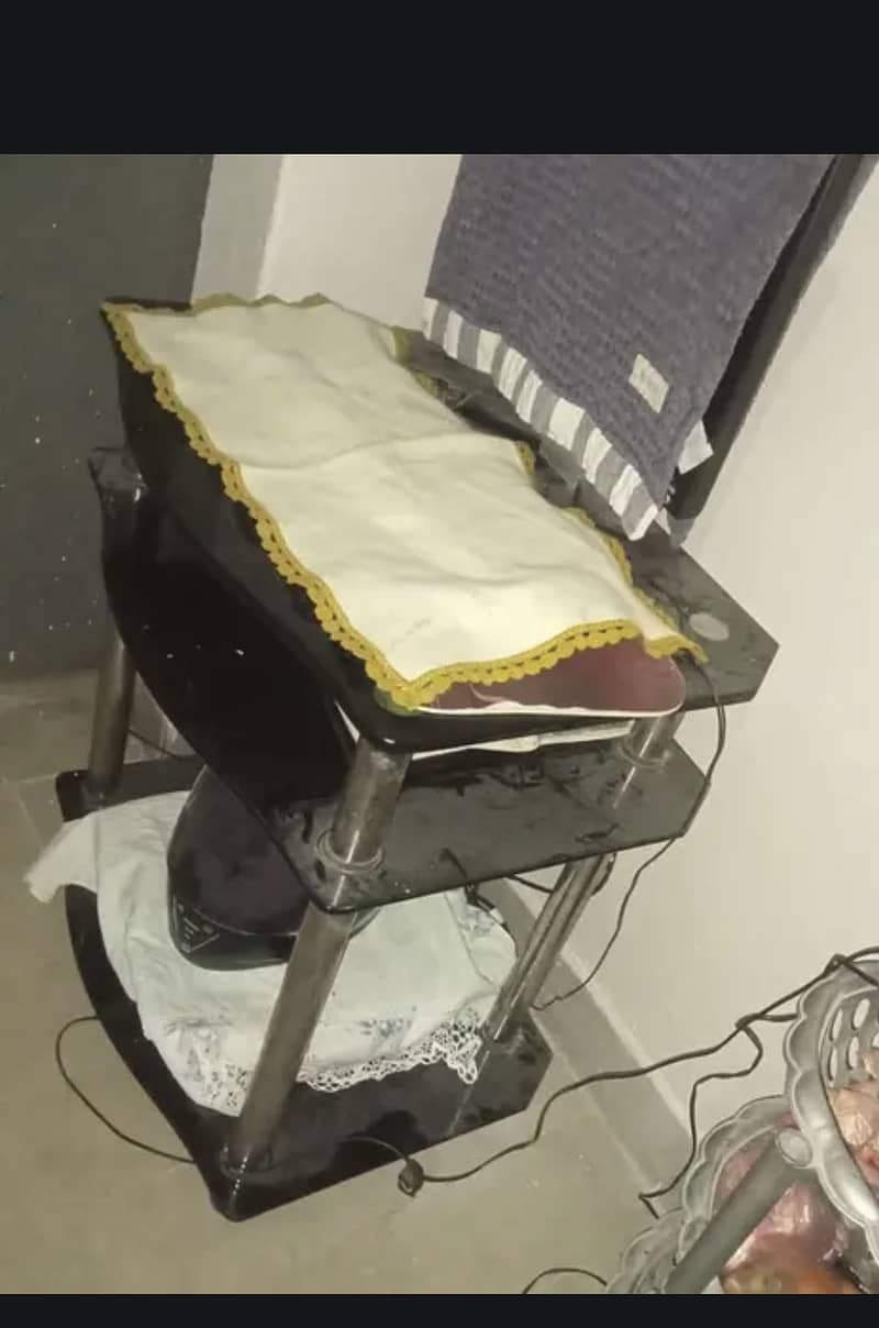 Computer Table 2