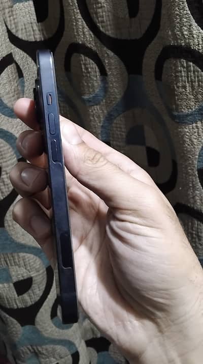Apple iPhone 14