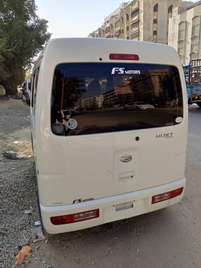 Daihatsu Hijet 2013
