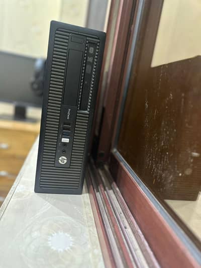 1 New Condition Pc for sale and one monitor