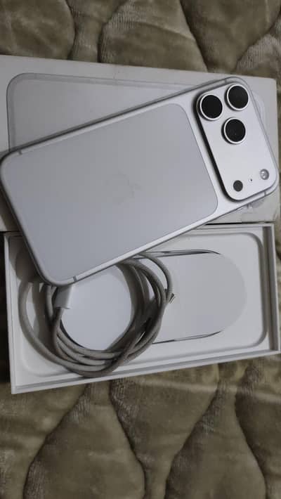 iphone 17 pro max jv