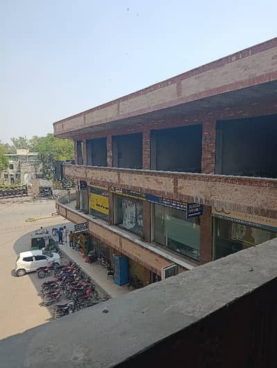 Shops Available In Main Cantt