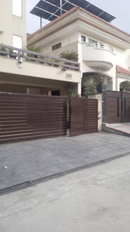 **Flat for Rent E-11/2** 0
