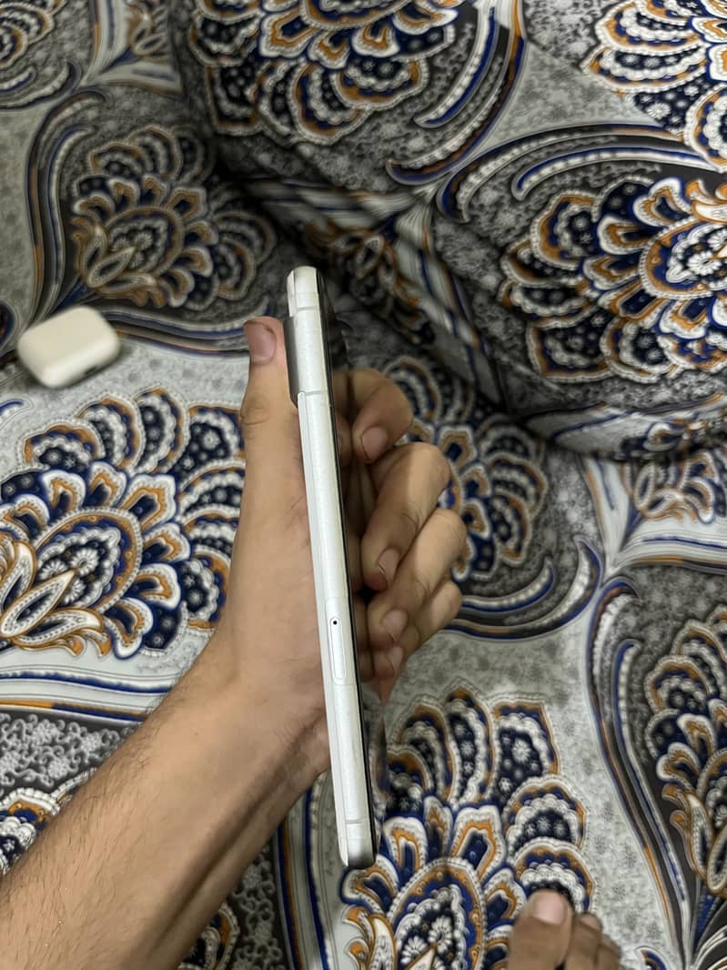Google Pixel 7 3
