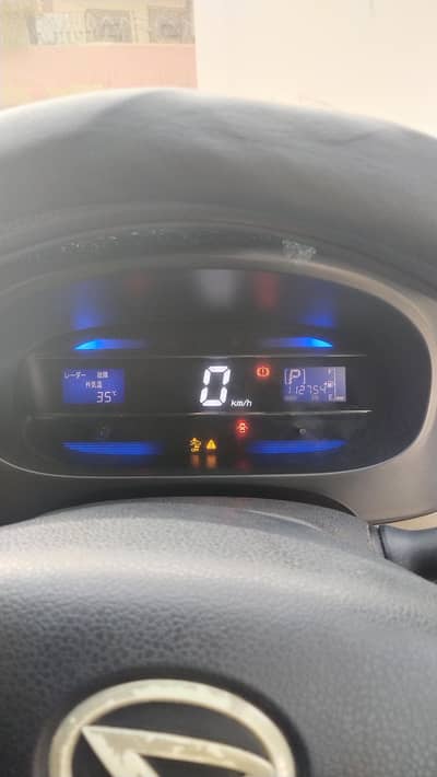 Daihatsu Mira 2014