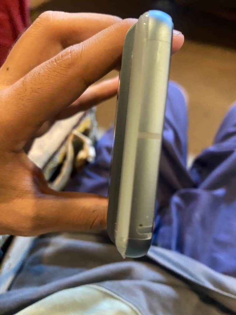 Google Pixel 8 2