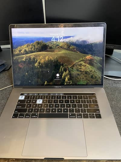 Apple Macbook Pro2019, Core i9, 16", 4GB Graphcs, 32GB RAM, 512GB SSD