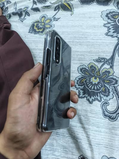 Samsung Mobile Z Fold 3
