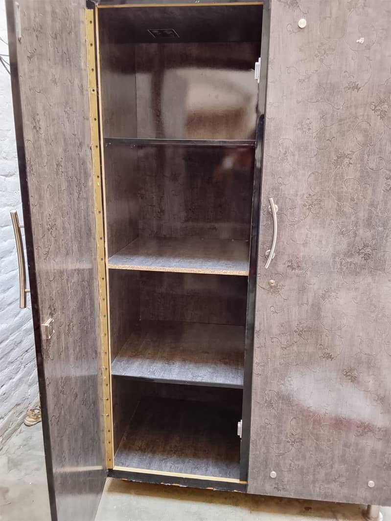 wardrobe 5
