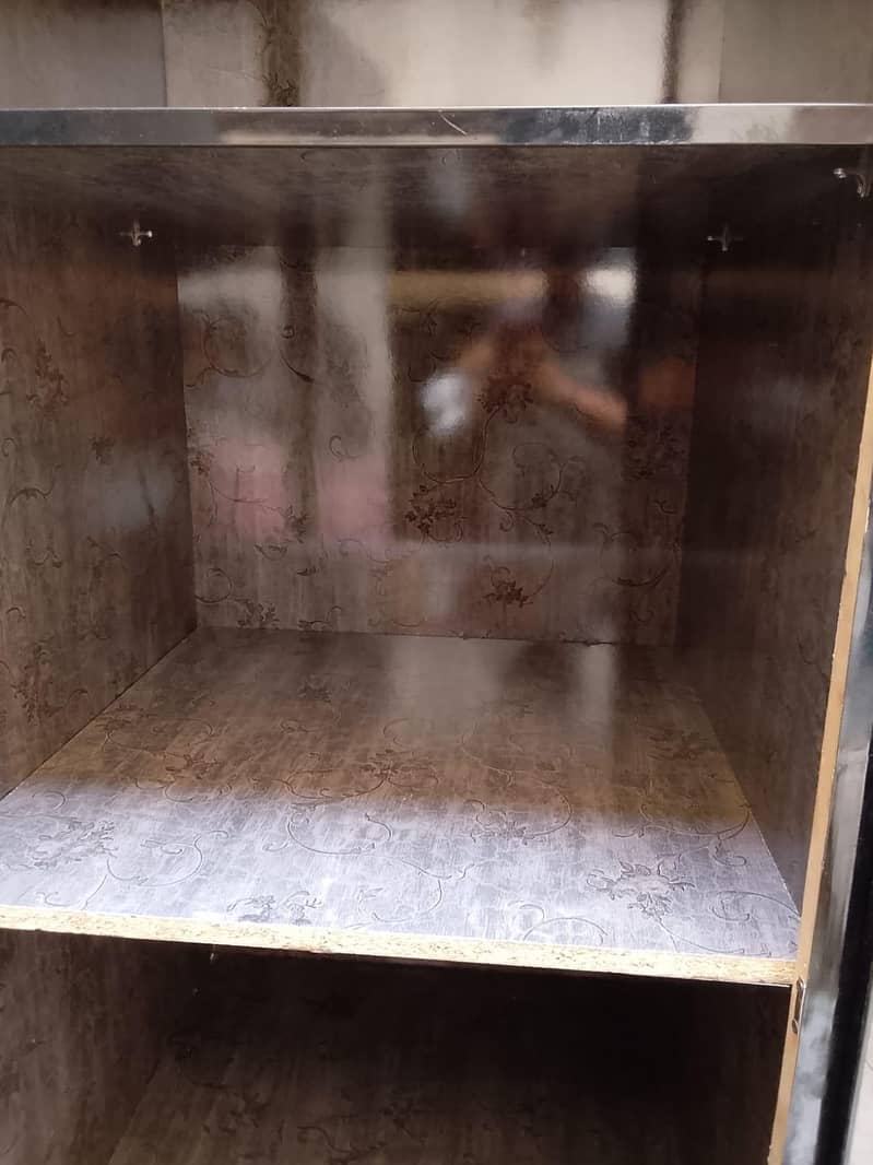 wardrobe 7