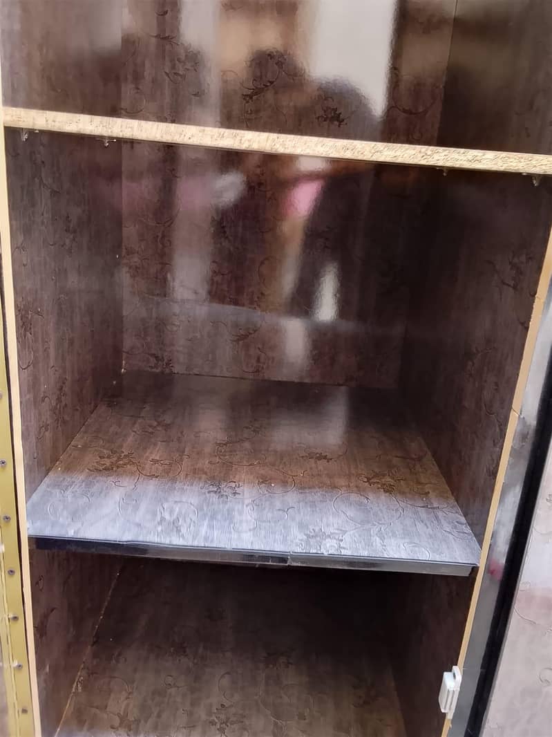 wardrobe 8