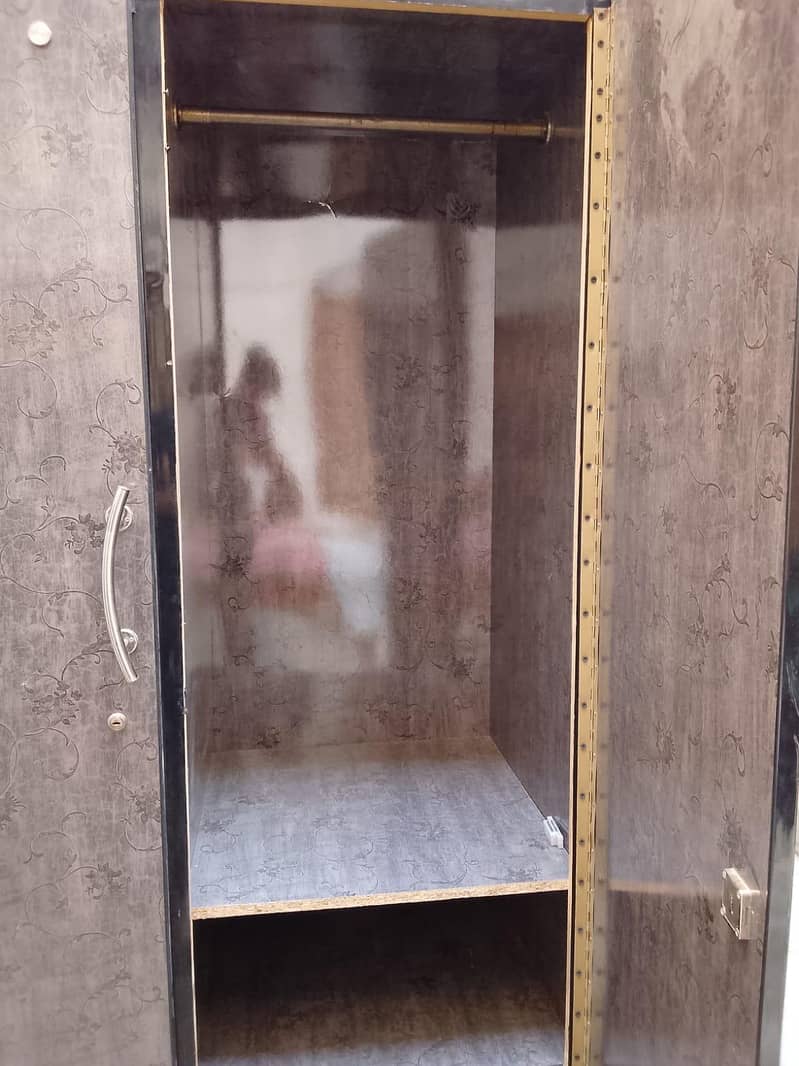 wardrobe 9