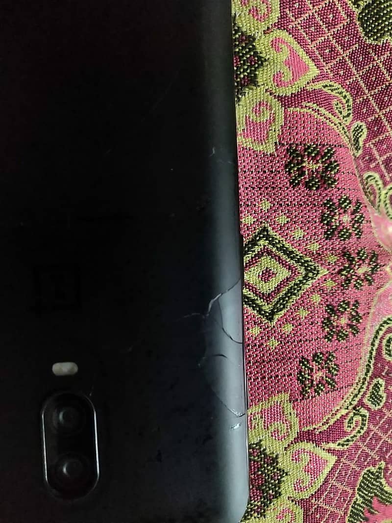 One Plus 6T 2