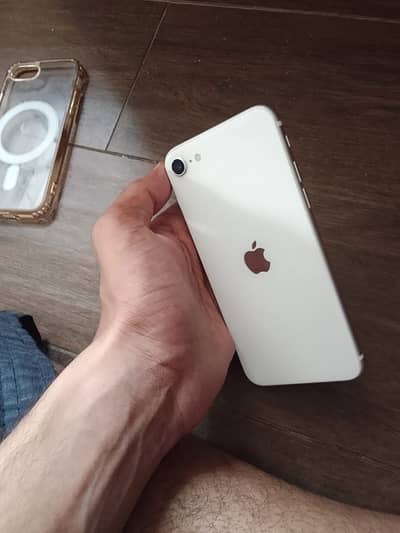 iPhone SE 2021 Bypass non PTA