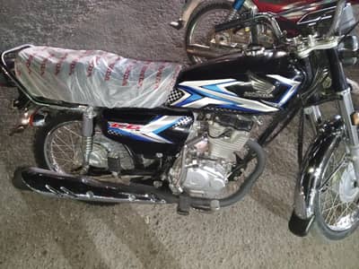 Honda CG 125 bike for sale rbta nmbr 03299525110