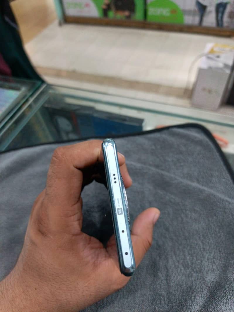 Infinix Zero 40 1