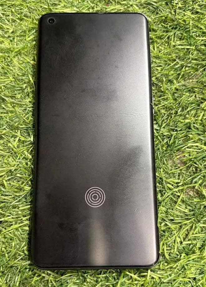 One Plus 10T 1