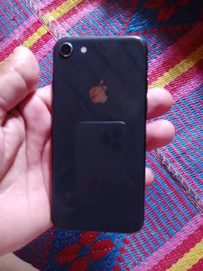 Apple iPhone 8