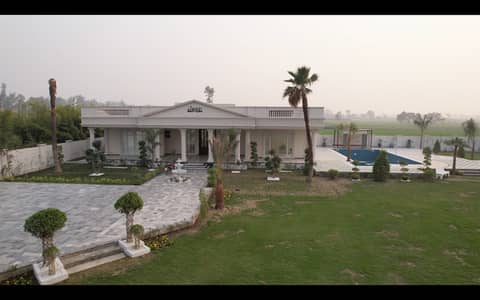 8 Kanal Lavish Farm Houses Available For Sale On Instalments