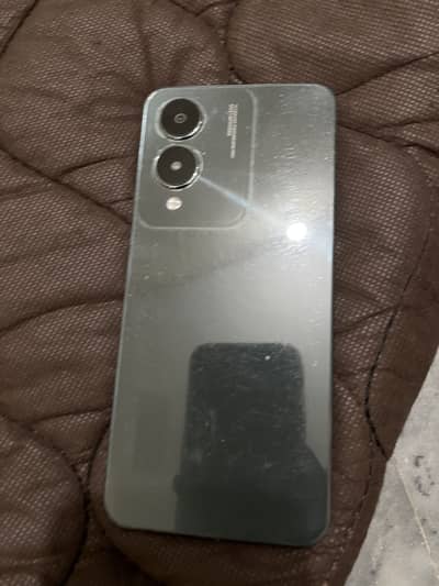 Vivo Y17s