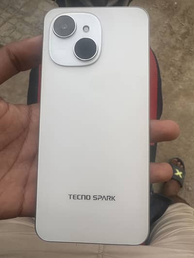 Tecno SPARK 40C