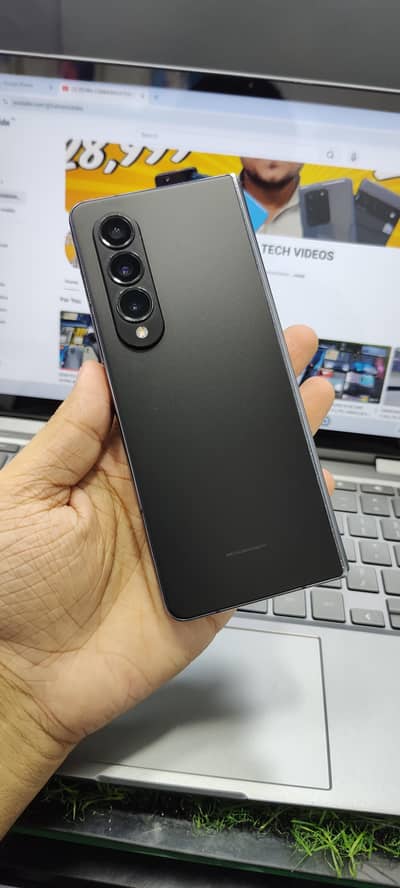 Samsung Mobile Z Fold 4