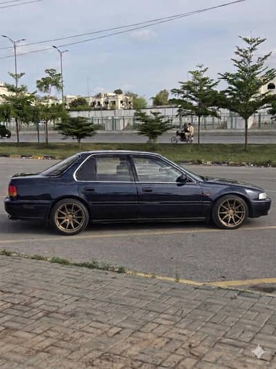 Honda Accord 1993 (SM4) A Luxury Road Jet