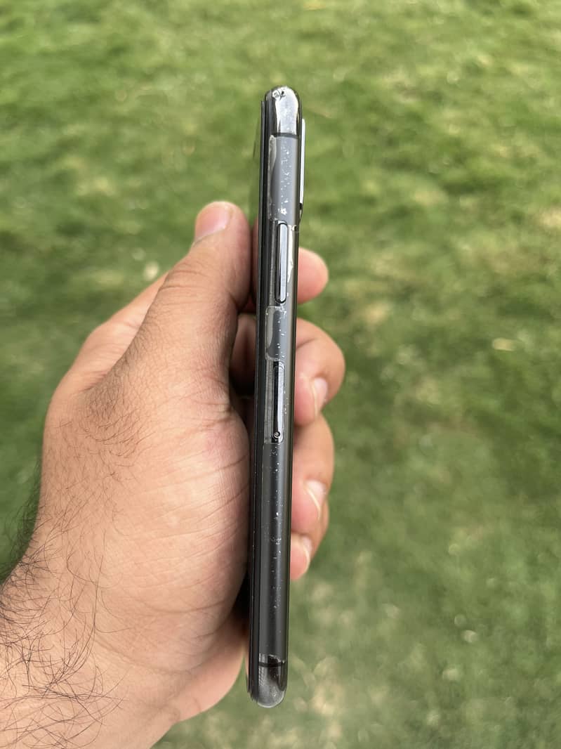 Apple iPhone X 1