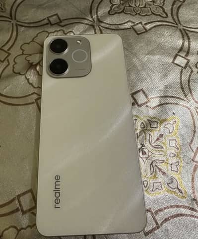 Realme note 70